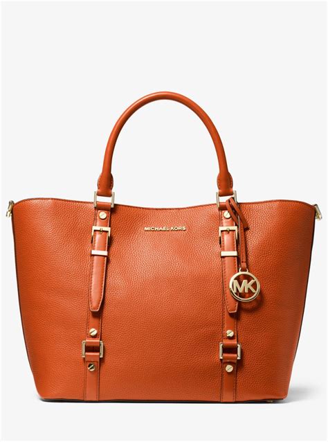 michael kors geldbörse bedford rot|Michael Kors leather tote bag.